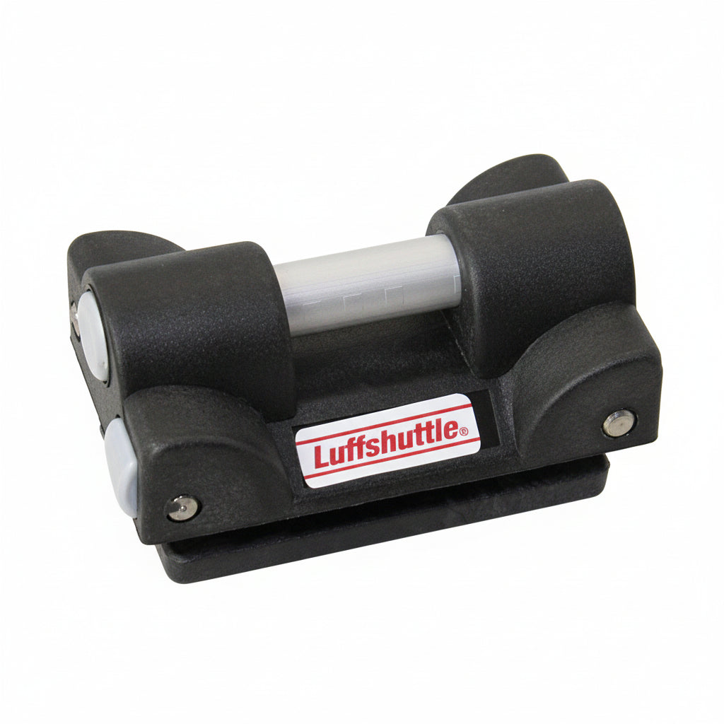 LUFFSHUTTLE CT1250 INTERSHUTTLE Zwischenrutscher – Frontansicht, schwarzes Kunststoffgehäuse mit Luffshuttle-Logo und zwei seitlichen Rollen, weißer Hintergrund