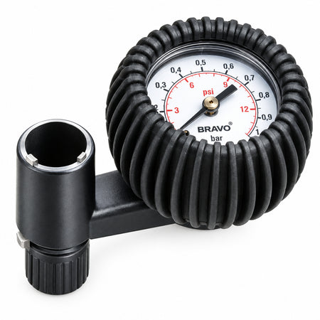 BRAVO Manometer LP2901 für BRAVO 9 und 6,5 Liter Pumpen mit bar/psi-Skala, Gummiummantelung und seitlichem Rohranschluss aus schwarzem Kunststoff