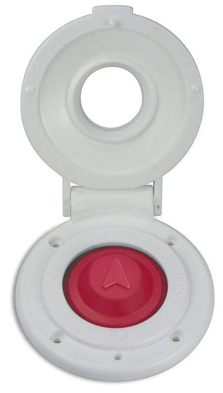 QUICK Fußschalter QI210900UW für UP mit weißem Gehäuse und geöffnetem Sicherheitsdeckel; roter Gummiknopf mit Aufwärtspfeil und Befestigungsbohrungen in der runden Grundplatte sichtbar.