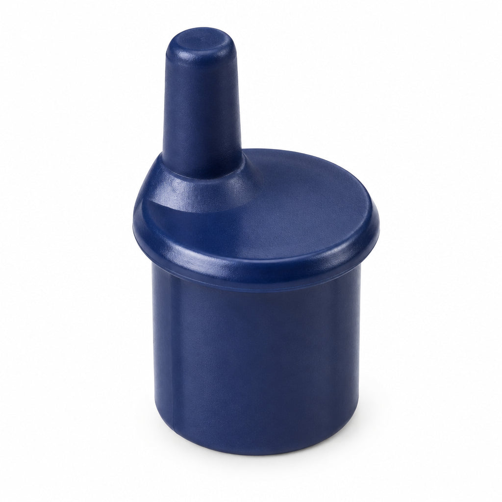 Einzelner dunkler Spriet-Topbeschlag RB1270 für Optimist Standard-Rigg mit 25 mm Sprietdurchmesser, zylindrischem Unterteil, umlaufendem Rand und schmalem oberem Zapfen vor weißem Hintergrund; angeboten im 2-Stück-Pack.